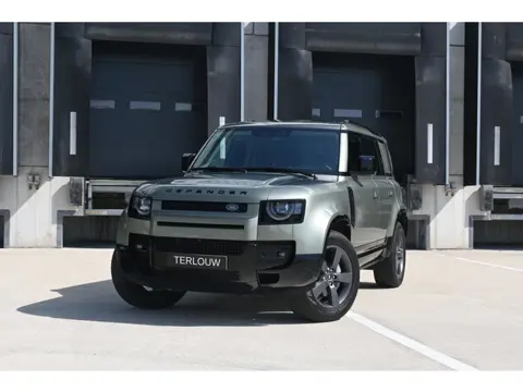 Land Rover Defender 110 2.0 P300e 110 X-Dynamic HSE