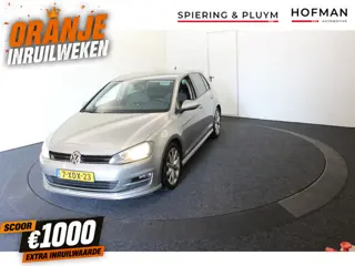 Volkswagen Golf 1.2 TSI Highline Camera Navi PDC Volledig onderhoud