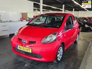 Toyota Aygo 1.0-12V/AIRCO/5-DEURS/NIEUWE APK BIJ VERKOOP/