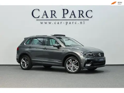 Volkswagen Tiguan 2.0 TSI 4Motion R-line 180+PK LED/VIRTUAL/PANORAMADAK/ALCANTARA+S.VERWARMING/LMV/A