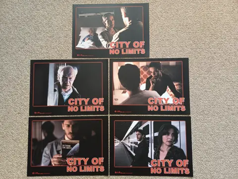 CITY OF NO LIMITS lobbycard set.
