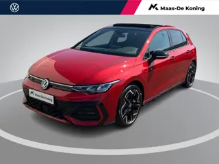 Volkswagen Golf 1.5eTSI/150PK R-Line Edition DSG · Panoramadak · Apple/Android Car Play · Camera + P