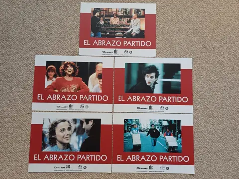 EL ABRAZO PARTIDO lobbycard set.