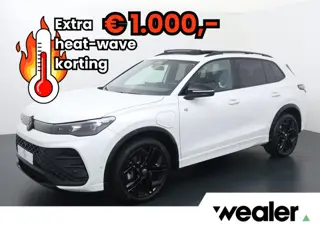 Volkswagen Tiguan 1.5 eHybrid R-Line | 272 PK | SoH 100% | Trekhaak wegklapbaar | Adaptive Cruise Co