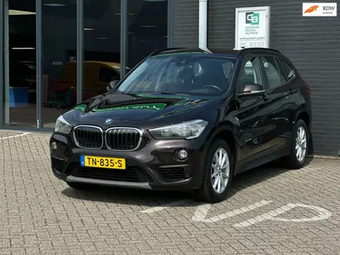 BMW X1 SDrive18i High Executive/1STE EG/AUTOMAAT/DEALER ONDERHOUDEN!!