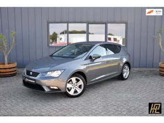 Seat LEON 1.4 TSI Business Intense * Navi * 17" * ECC * Stoelverw. * PDC V+A * Cruise * Zeer mooi