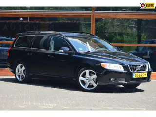 Volvo V70 2.5T | Stoelverwarming | Automaat | Cruise | Perfect onderhouden |