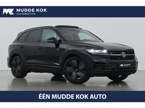 Volkswagen Touareg 3.0 TSi eHybrid 4MOTION R | FINAL EDITION | Luchtvering | Trekhaak | Panoramadak 