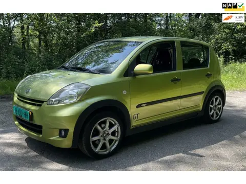 Daihatsu Sirion 2 1.3-16V GT-line Nieuwe APK Inruil is mogelijk
