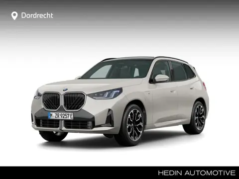 BMW X3 30e xDrive | M Sportpakket Pro | Professional Pack | Comfort Pack | Premium Pack | Glazen pan