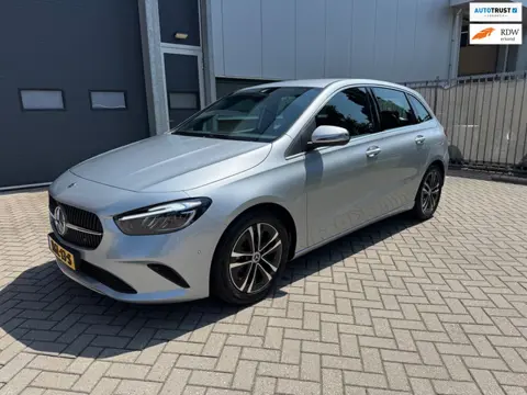Mercedes-Benz B-klasse 200 Luxury Line, Stoel-/Stuurverwarming, LED, Camera, BTW etc.