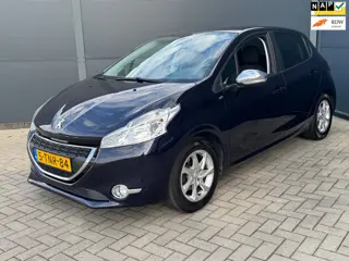 Peugeot 208 1.2 VTi Style / Airco / Navi / Nw Riem