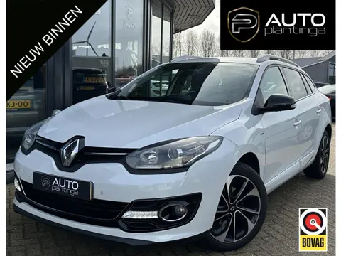 Renault Mégane Estate 1.2 TCe GT-Line 131PK | ZEER NETTE STAAT | Achteruitrijcamera | BOSE | Parkeer