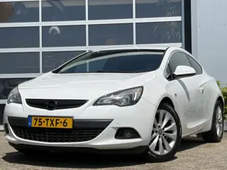 Opel Astra GTC 1.4 Turbo Sport 140pk | Audio-navigatie full map | Bi-xenon koplampen adaptief | Crui