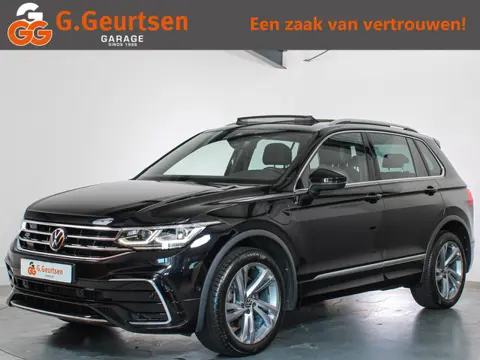 Volkswagen Tiguan 1.4 TSI eHybrid 2X R-Line Panoramadak, Trekhaak, IQ light, Apple CarPlay/Android A