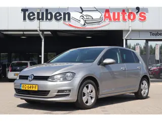 Volkswagen Golf 1.2 TSI Connected Series | Adaptive Cruise | Navigatie | Trekhaak