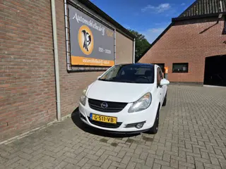 Opel Corsa 1.4-16V Edition (bj 2009)