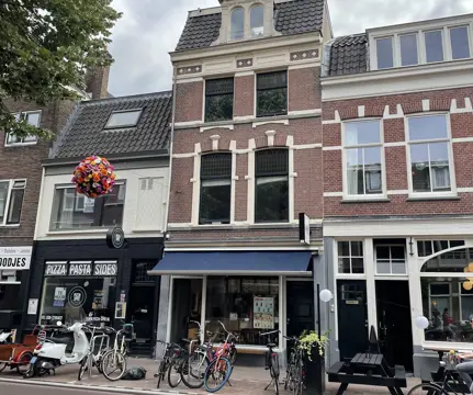 Woning aan de Burgemeester Reigerstraat te Utrecht
