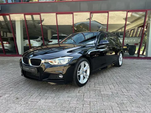 BMW 3 Serie Touring 318i Executive | M-Sport Edition | LED | Alcantara | Cruise | Airco | Stoelverw.