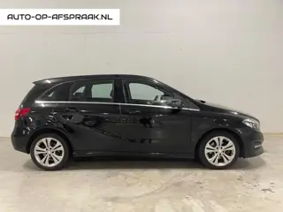Mercedes-Benz B-klasse 180 AMG Leer Navi Automaat Clima Cruise Stoelverw. APK NAP