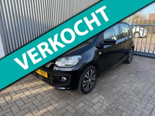 Volkswagen Up! 1.0 move up! BlueMotion / AIRCO / NAVIGATIE / STOELVERWARMING / NEDERLANDSE AUTO / 5-