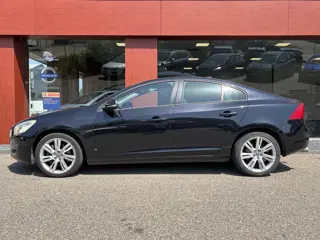 Volvo S60 2.0T Intro Edition (bj 2010)