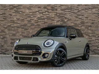 MINI 3-deurs 1.5 Cooper | JCW-Trim | Navigatie | Panorama | H&K | PDC | 17"LM | NL Auto | Emerald Gr