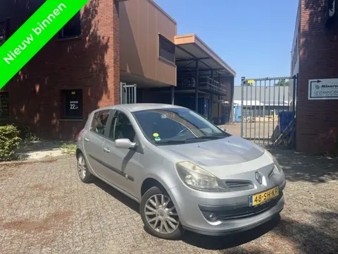 Renault Clio 1.6-16V Dynam.Luxe Automatisch Clima Lage km