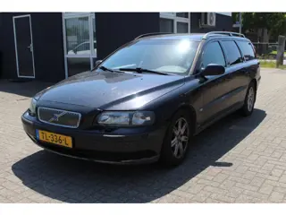 Volvo V70 2.3 T-5