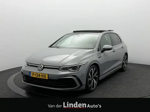 Volkswagen Golf 1.5 TSI R-Line Business | IQ Light | Panoramadak | Head-Up Display | Camera
