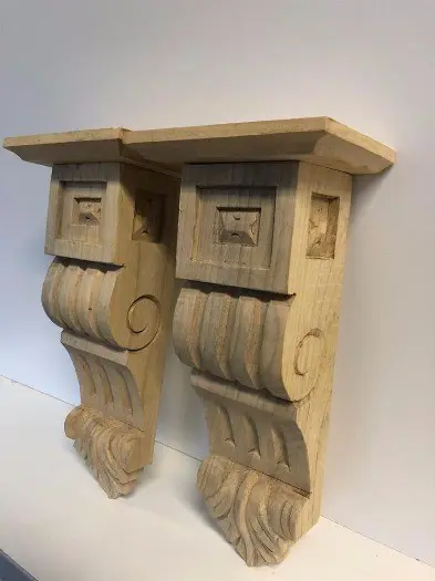 Consolle , gesneden hout