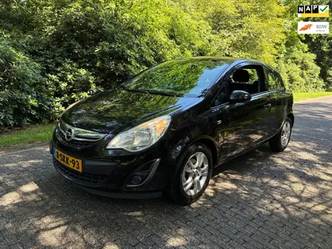 Opel Corsa 1.4-16V Design Edition Airco / Navigatie / 84520 km!