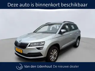 Škoda Karoq 1.5 TSI 150pk DSG ACT Business Edition | Wegkl. trekhaak | Navigatie | Clima | Led