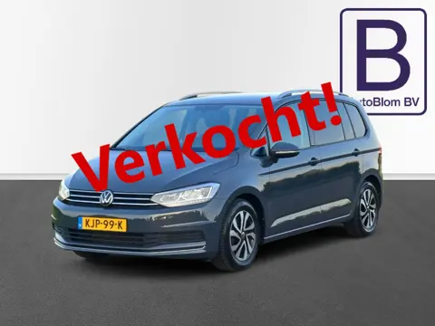 Volkswagen Touran 1.5 TSI Highline ACTIVE 7-Pers. /Navi/LED/Trekh./Camera/Carplay/Cruise/Clima v+a/