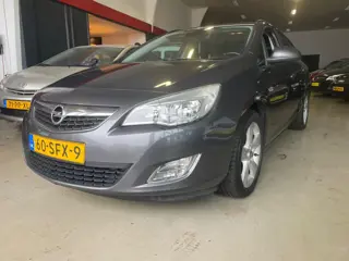 Opel Astra Sports Tourer 1.4 Turbo Edition navi nette auto