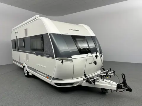 Hobby Prestige 495 UL Enkele bedden Cassetteluifel Mover