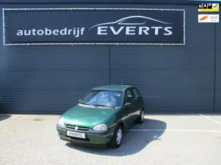Opel Corsa 1.4i Swing Automaat Km 110235 Nap Apk 22-06-2028 nette goed rijdende auto nu scherpe meen