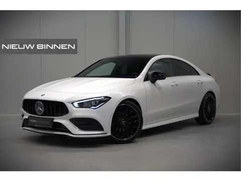 Mercedes-Benz CLA-Klasse 180 Advantage AMG | Stoelverwarming | Parkeersensoren | Navigatie | Cruise 