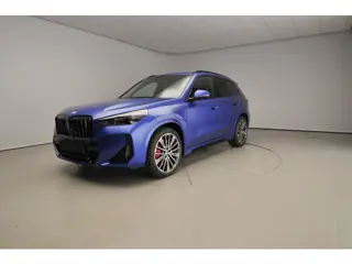 BMW X1 xDrive25e M-Sportpakket / Panoramadak / Trekhaak / Head-up / Harman Kardon / Driving assistan