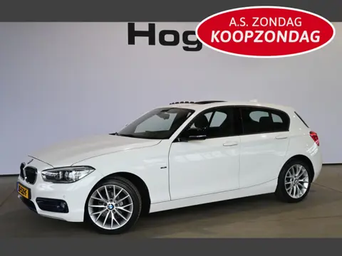 BMW 1-serie 118i M-Pakket Automaat Clima Navigatie Schuifdak Rijklaarprijs Inruil Mogelijk!
