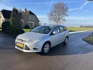 Ford FOCUS Wagon 1.6 TDCI ECO. L. Tr. (bj 2013)