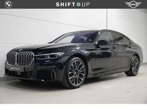 BMW 7 Serie 745e M-Sport | CoPilot | Harman Kardon | Softclose