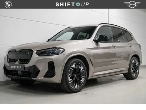 BMW iX3 80 kWh M-Sport | Panoramadak | Harman Kardon