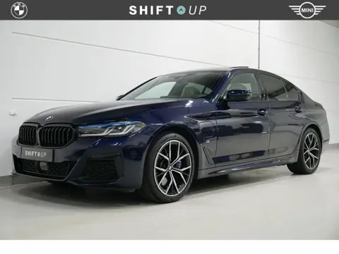 BMW 5 Serie 530e xDrive M-Sport | Schuifdak | Nappa leder | CoPilot | Laser