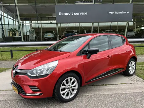 Renault Clio 0.9 TCe Intens / Parkeerhulp.A / Climate / Keyless / Navigatie / Elek.Ramen V+A / LMV /