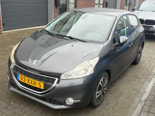 Peugeot 208 1.4 VTi Envy 5 Deur Origineel NL 2012