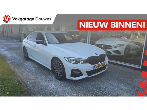 BMW 3-serie 318i High Executive |DOH|BTW|Automaat
