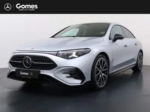 Mercedes-Benz CLA 180 Business Solution AMG | Night Pakket | Panoramadak | Adaptieve Cruise Control 