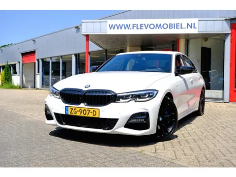 BMW 3-serie 330i 259pk M Sport Aut. Pano|Leder|Navi|HUD|Sportstoelen|LMV