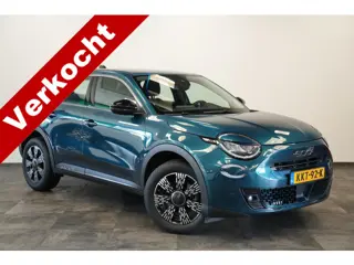 Fiat 600 1.2 Hybrid Urban Cruise/Climate Carplay PDC Camera Keyless Entry/Start 24 Maanden garantie*